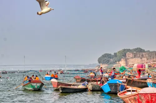 பிரயாக்ராஜ் தீர்த்தக் காட்சி