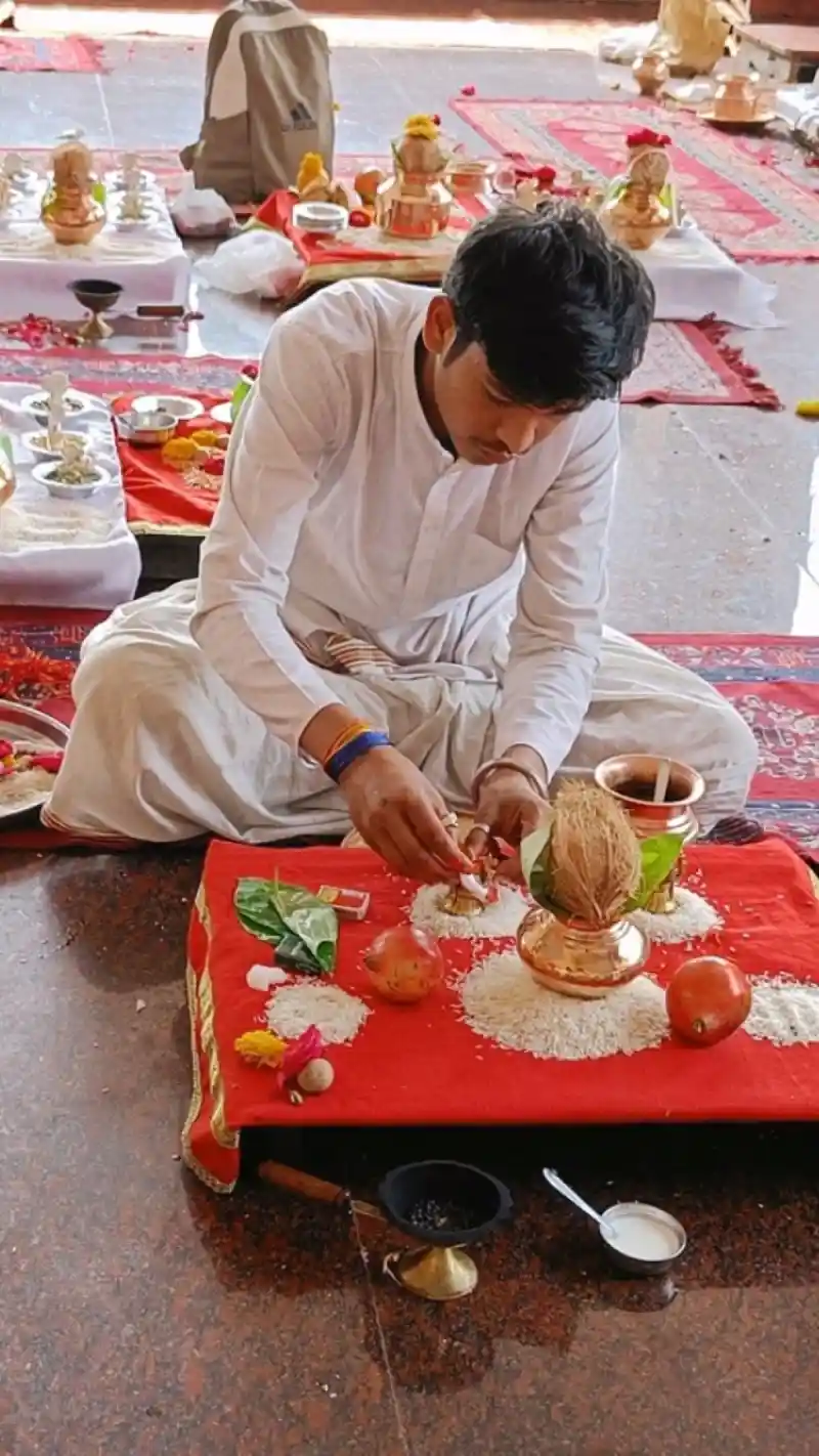 Puja materials laid out for the Kaal Sarp Dosh rite